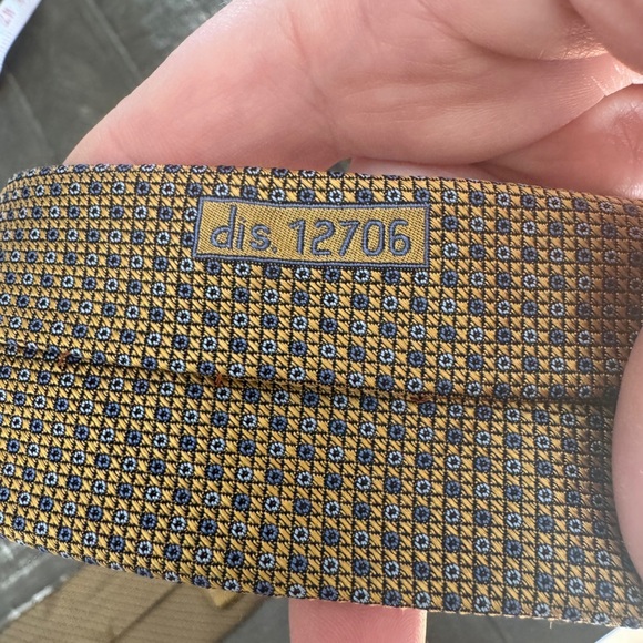 BRIONI Handmade Italian Seta Silk Tue Gold With Blue Detailing 58.5” Luxury - Picture 6 of 7